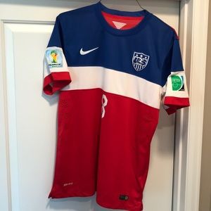 Authentic Nike USA soccer jersey (C Dempsey)